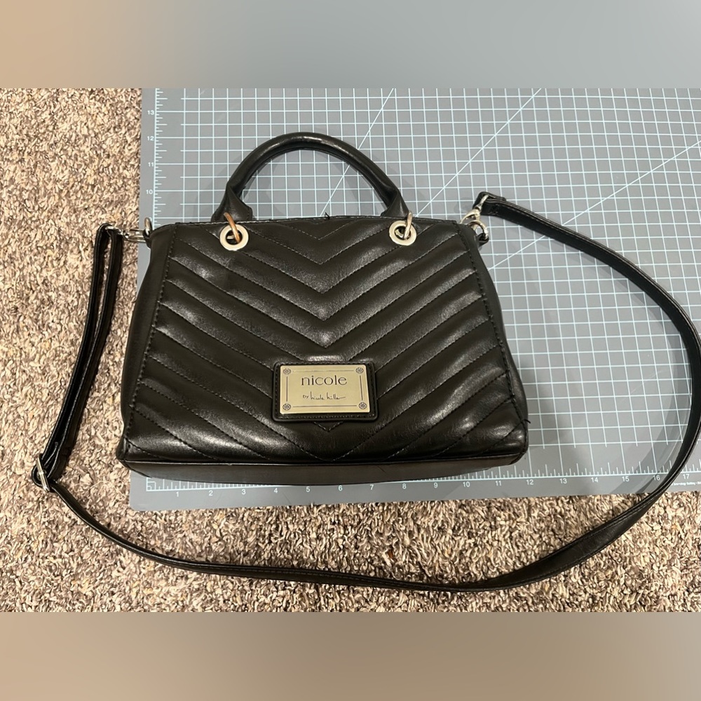 Nicole Miller black faux leather chevron satchel purse - Picture 5 of 16
